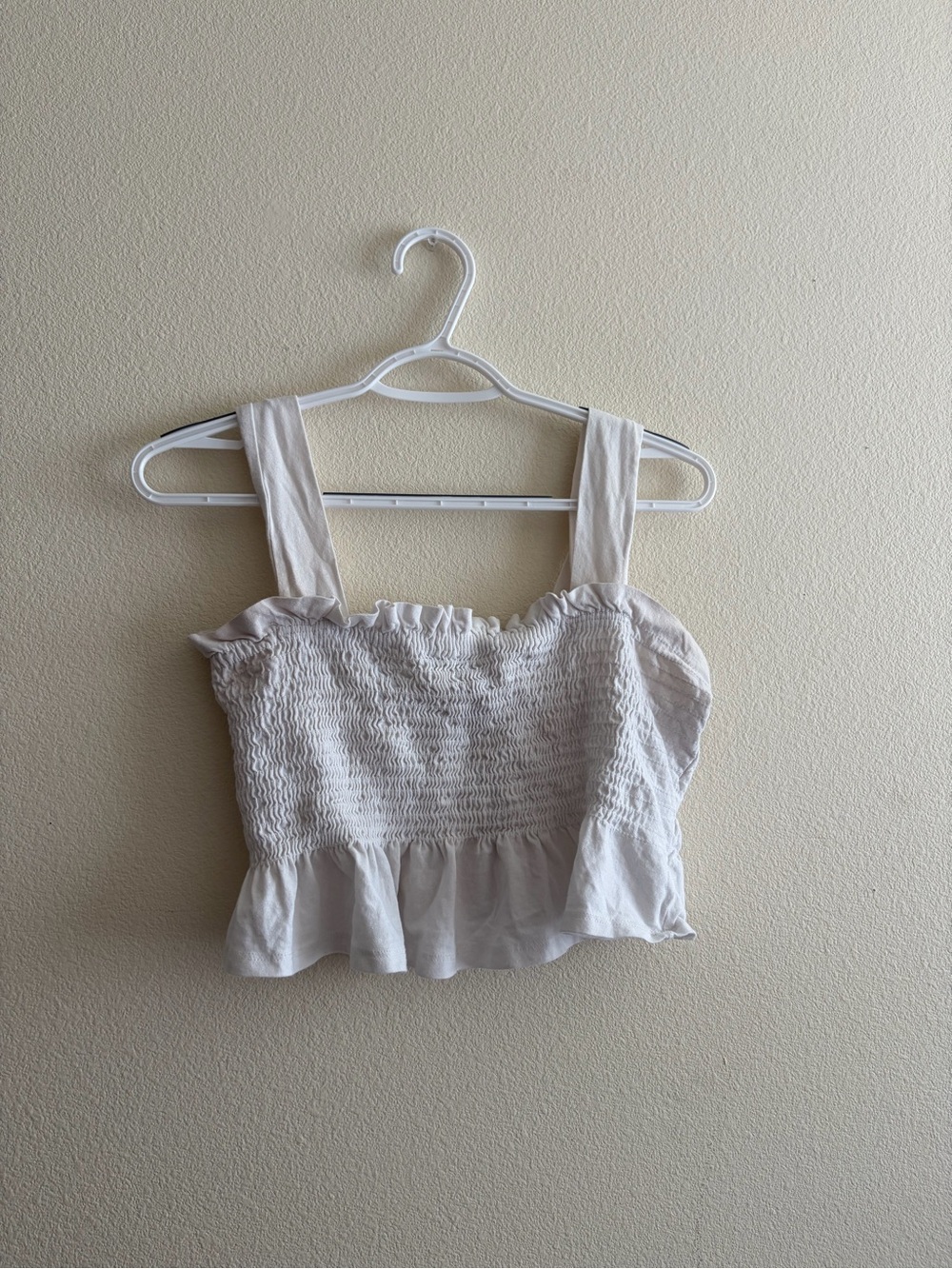 White cropped tank top